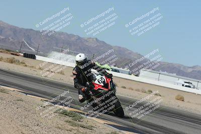 media/Oct-30-2025-Racers Edge (Thu) [[dabbdaf680]]/2-A Group/Session 3 (Turn 15 Inside)/